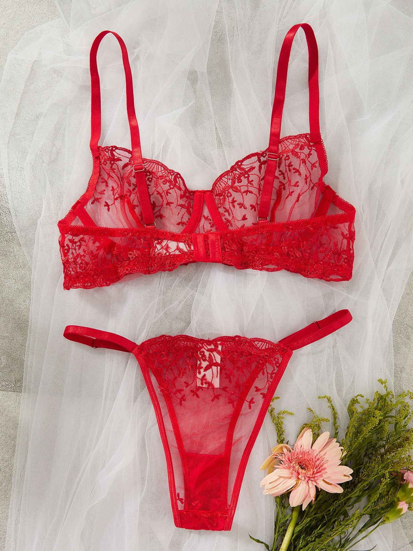 Sexy lingerie with embroidery, pure and seductive see - through erotic set for women