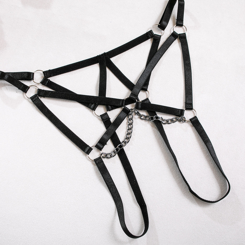 Women's Sexy Chest-Exposing Lingerie, Heavy Craft Stitching Metal Chain Halter Sexy Lingerie 3-Piece Set