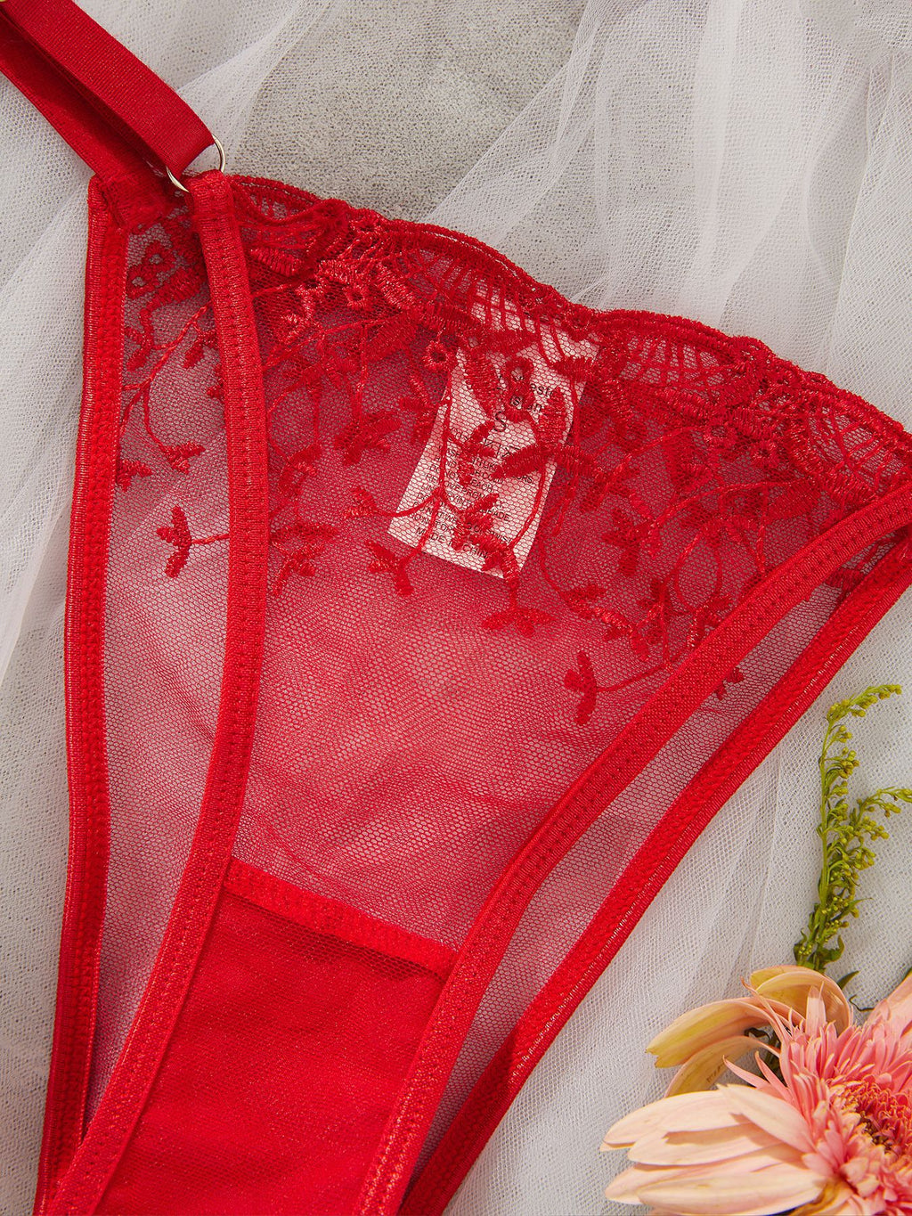 Sexy lingerie with embroidery, pure and seductive see - through erotic set for women