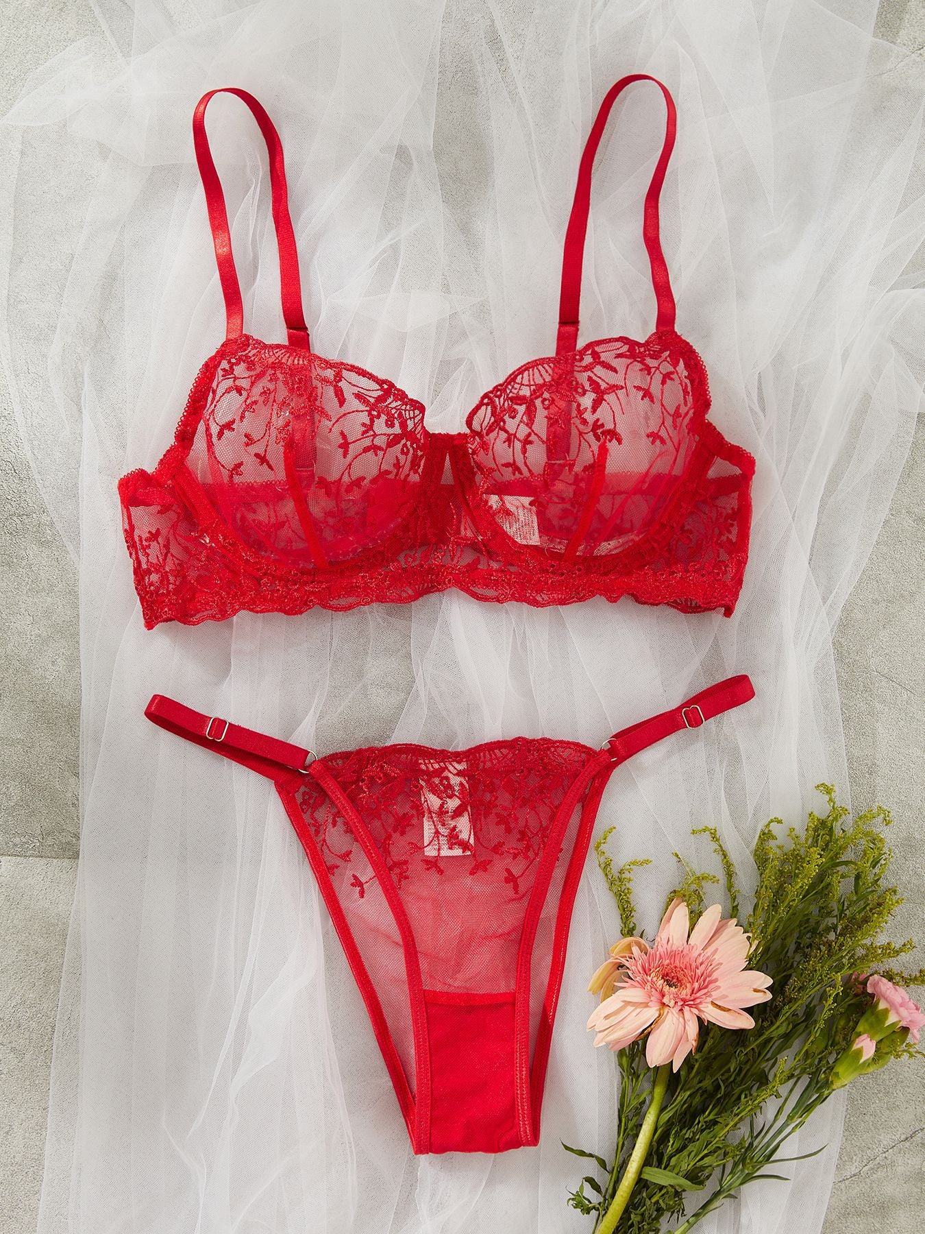 Sexy lingerie with embroidery, pure and seductive see - through erotic set for women