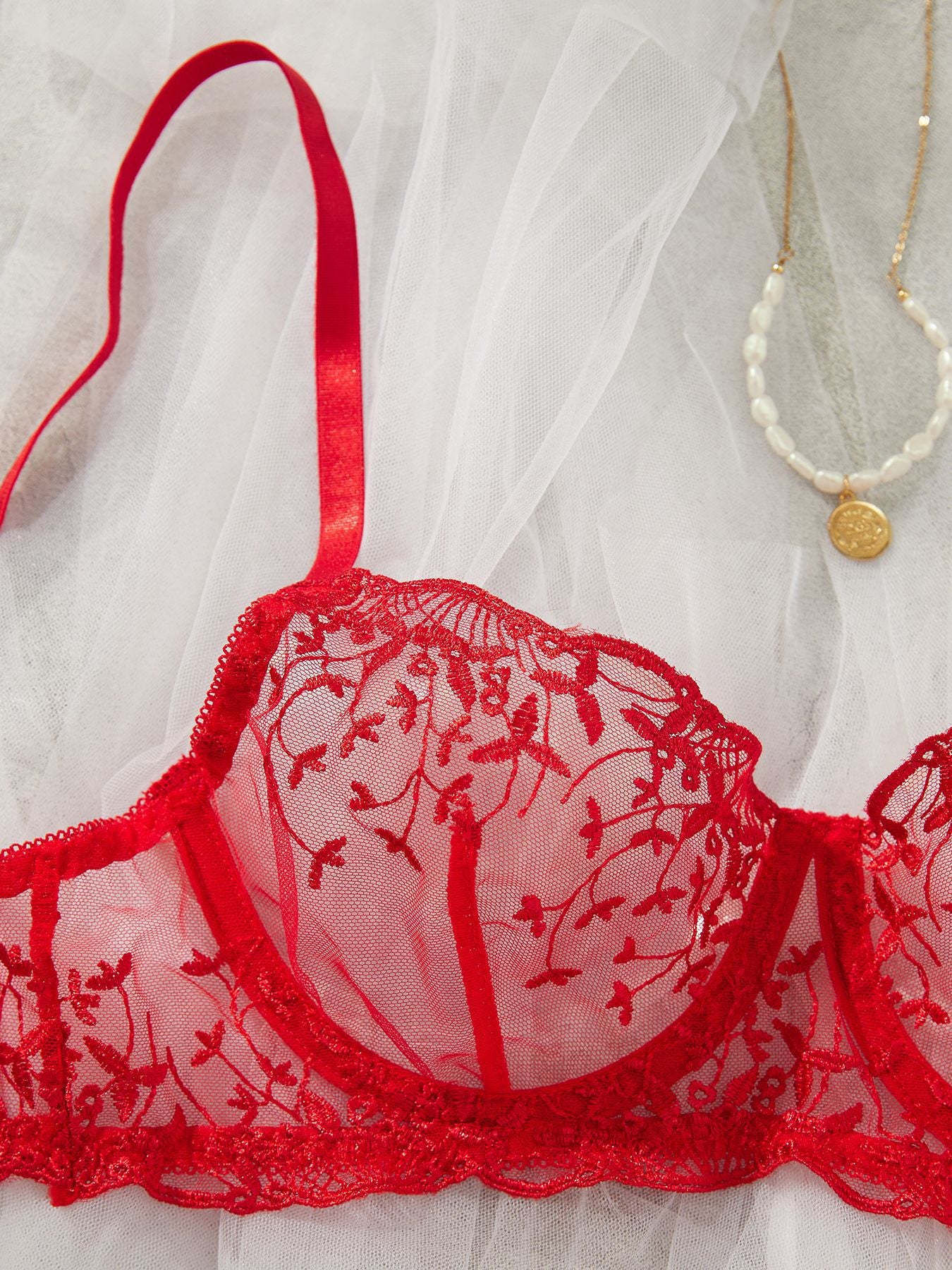 Sexy lingerie with embroidery, pure and seductive see - through erotic set for women
