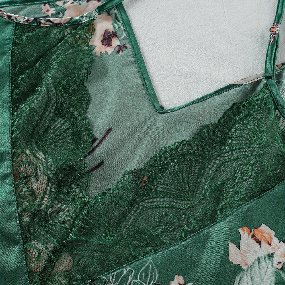 Women's Artificial Silk Camisole Pajamas Nightdress Nightgown Four-Piece Set, Sexy Lace Thin Homewear Suit